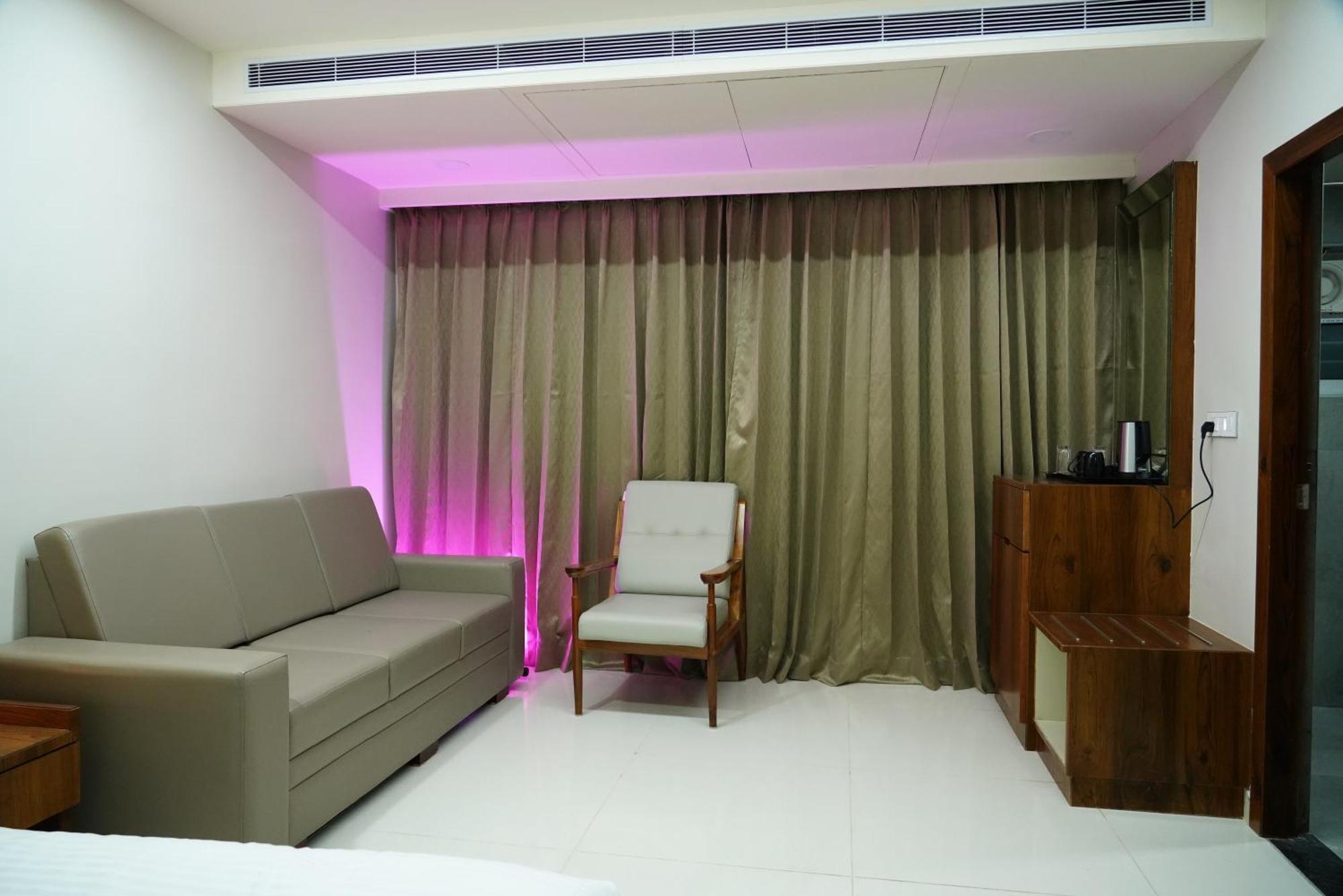 Hotel Pasupala Inn Anantapur Εξωτερικό φωτογραφία